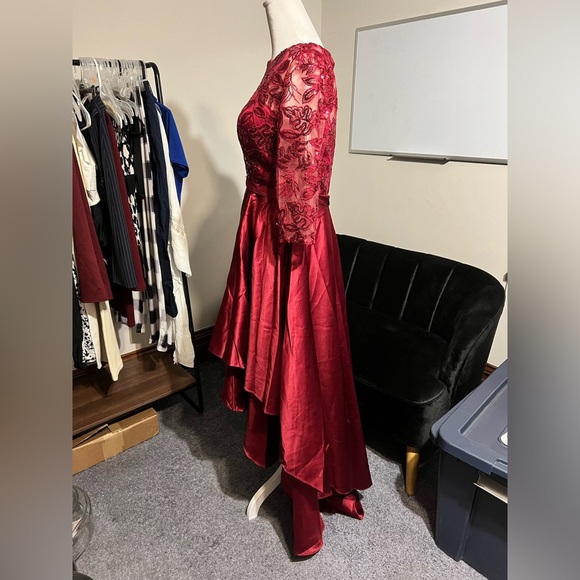 JJ HOUSE Formal Dress l PTP 18 - Picture 2 of 5